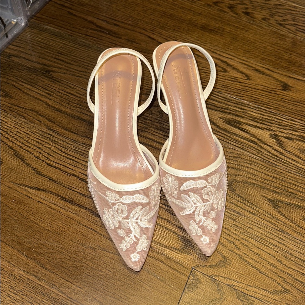 Floral Embroidered Pointed Toe Heels